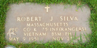 Robert J Silva