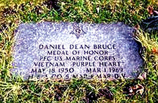 Daniel D Bruce