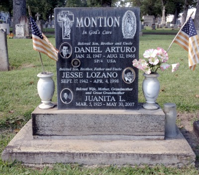 Arturo D Montion